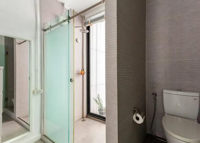 Miq_5br/silom Bts,mrt/wifi 1000mb/jacuzzi/16pax * 曼谷